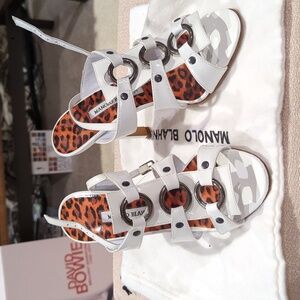 Manolo blahnik white patent leather sandles